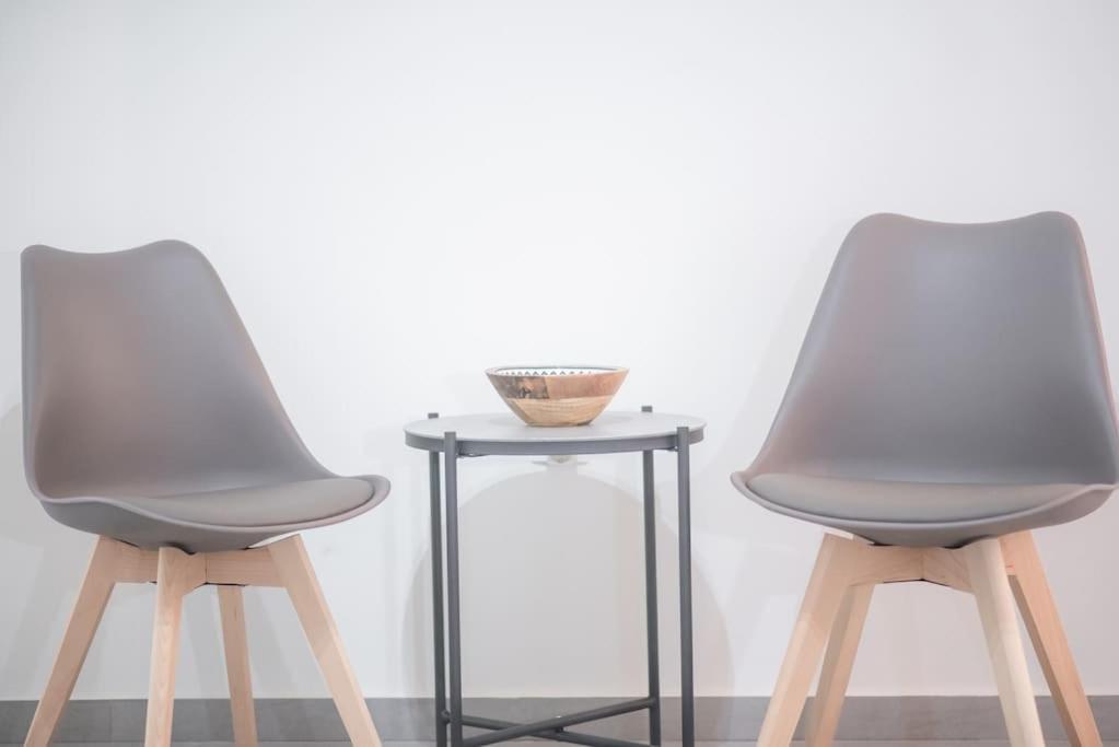 Spacious Urban Apt In The Heart Of Aten Exteriör bild