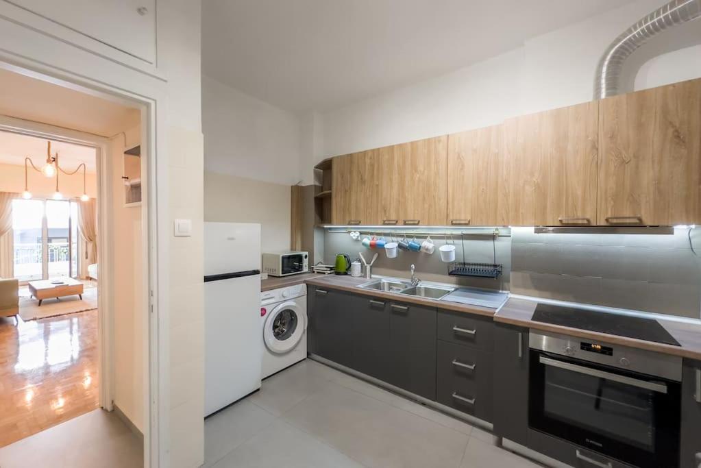 Spacious Urban Apt In The Heart Of Aten Exteriör bild