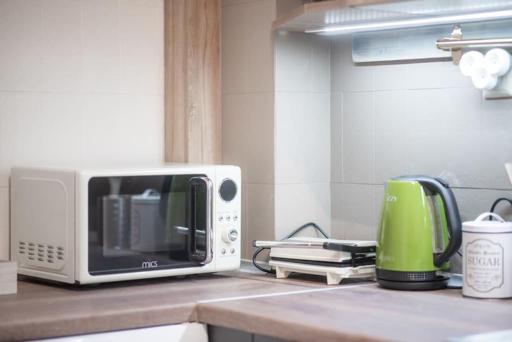 Spacious Urban Apt In The Heart Of Aten Exteriör bild